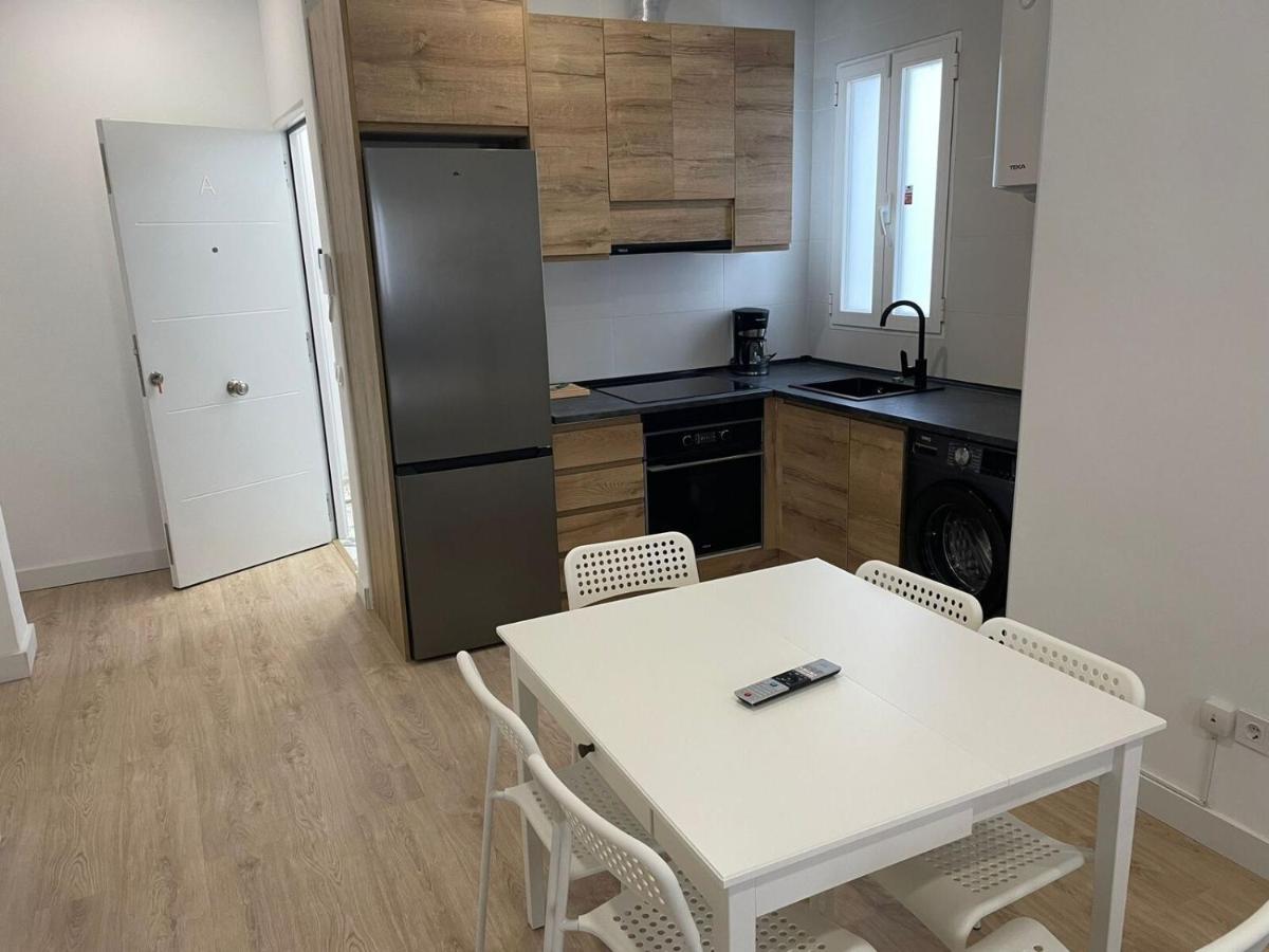 U4 A Estrenar, Centro Appartement *